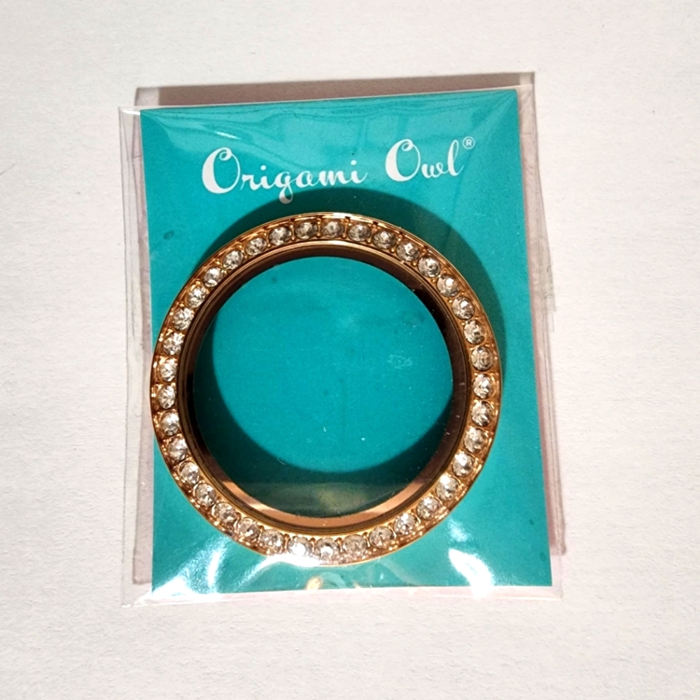 Origami Owl Living Locket Twist Face Gold With Swarovski Crystals